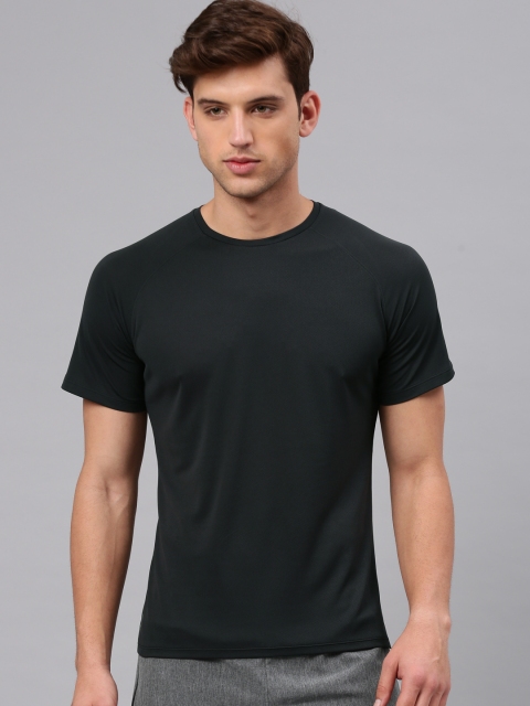 

HRX by Hrithik Roshan Men Black Printed Round Neck T-shirt