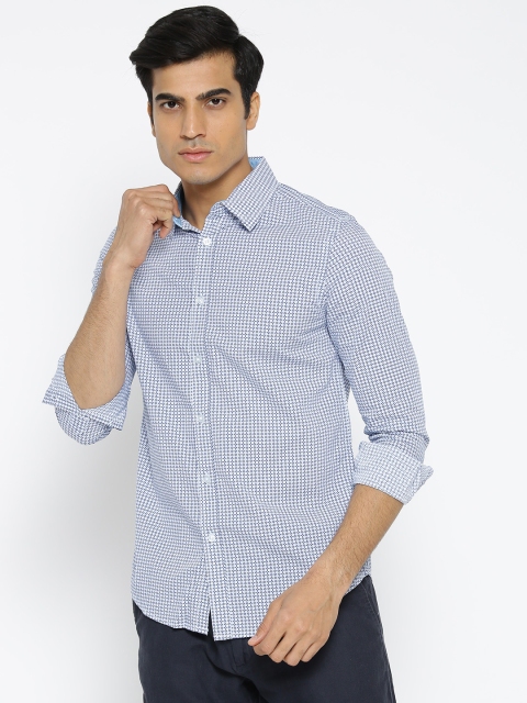 

CAMLA Men Blue Regular Fit Printed Casual Shirt