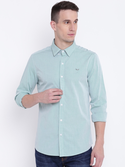 

CAMLA Men Green Regular Fit Solid Casual Shirt