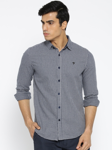 

CAMLA Men Grey & Navy Blue Regular Fit Self Design Casual Shirt