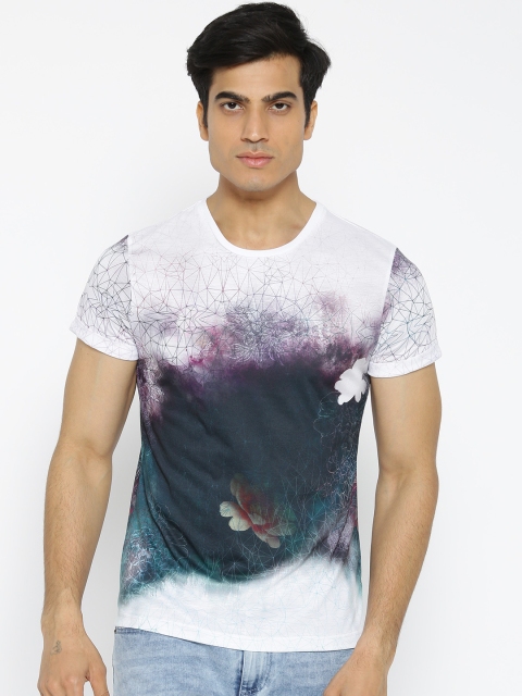 

CAMLA Men White & Green Printed Round Neck T-shirt