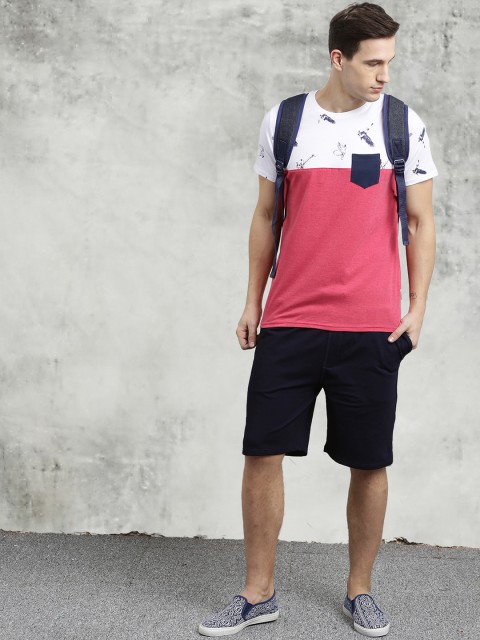 

Breakbounce Men Pink & White Colourblocked Round Neck T-shirt