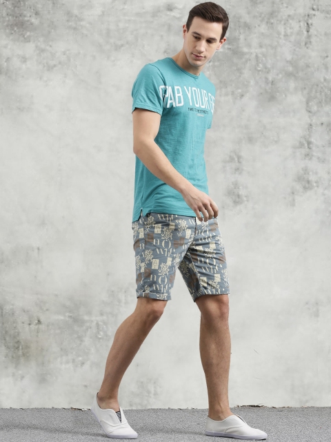 

Breakbounce Men Green Printed Round Neck T-shirt