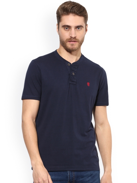 

Red Tape Men Navy Blue Solid Henley Neck T-shirt