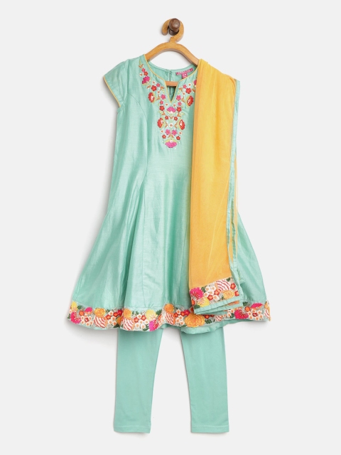 

Biba Girls Green Solid Kurta with Churidar & Dupatta