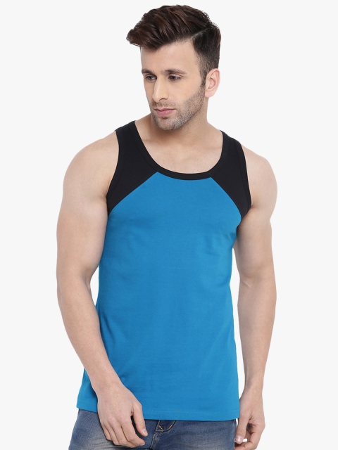 

GRITSTONES Men Blue & Black Colourblocked Vest GSVST1804TRQBLK