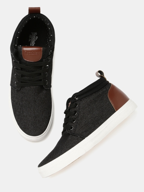 

Roadster Men Black Solid Canvas Mid-Top Sneakers