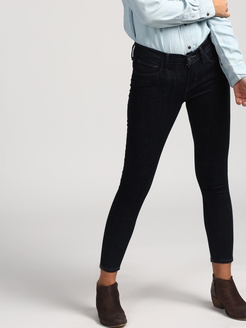 

Levis Women Blue Shaping Slim Fit Mid-Rise Clean Look Stretchable Jeans 312