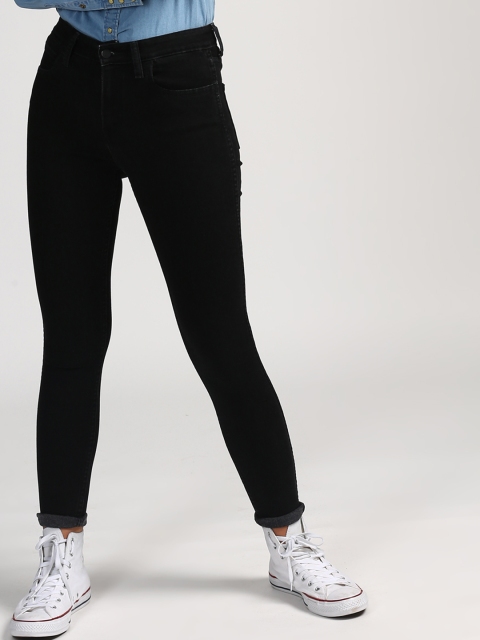 

Levis Women Black Skinny Fit Mid-Rise Clean Look Stretchable Jeans 711