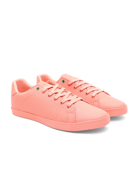 

United Colors of Benetton Men Coral Pink Textured Sneakers