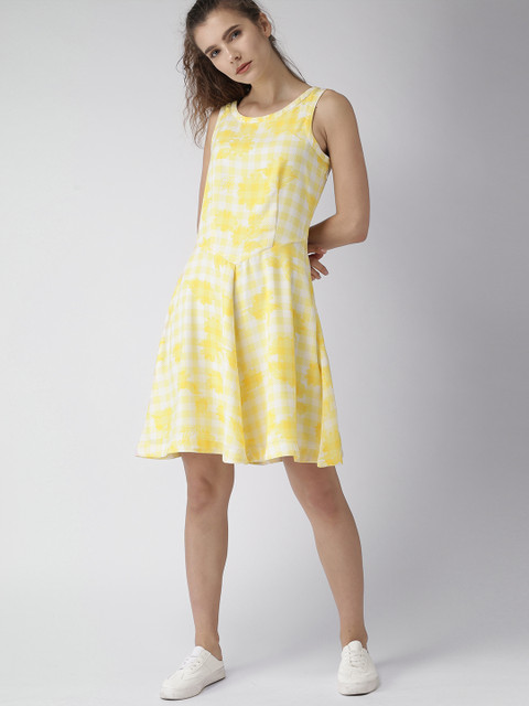 

Tommy Hilfiger Women Yellow Checked Fit and Flare Dress