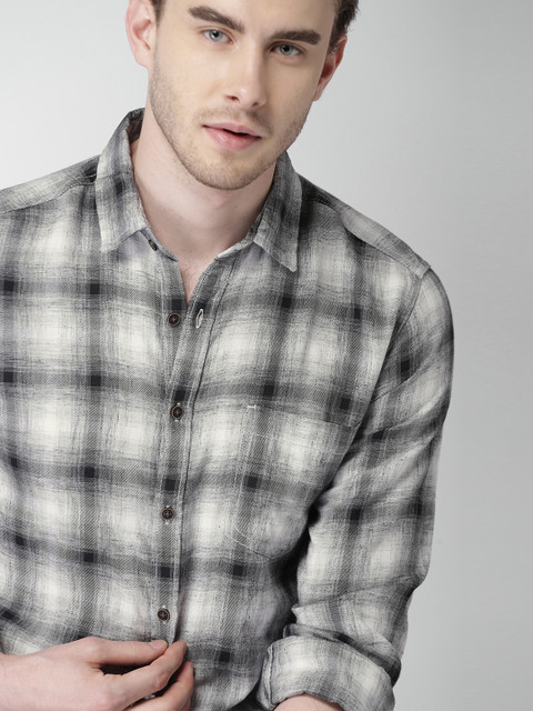 

Harvard Men Grey & Black Slim Fit Checked Casual Shirt