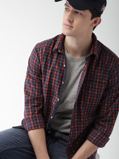 

Harvard Men Navy Blue & Red Slim Fit Checked Casual Shirt