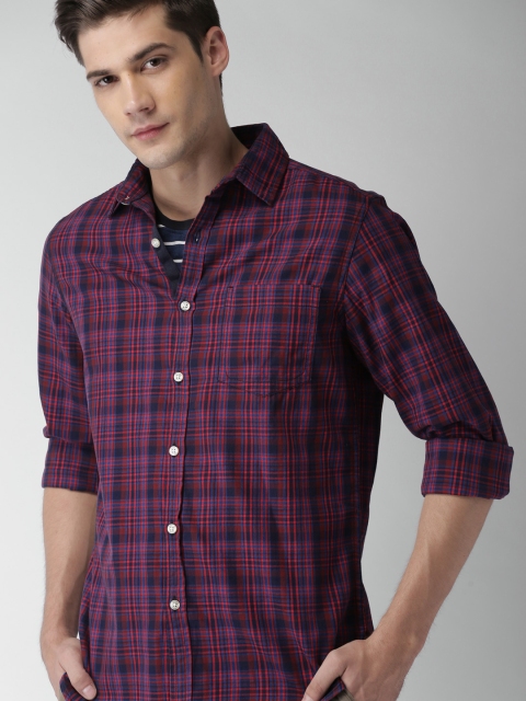 

Harvard Men Navy & Red Slim Fit Checked Casual Shirt, Navy blue