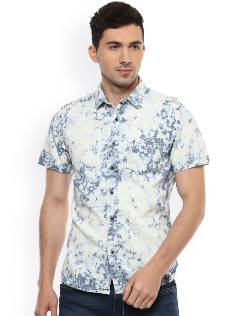 

People Men Blue & White Regular Fit Printed Casual Shirt