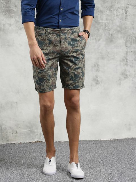 

Breakbounce Men Brown Printed Slim Fit Regular Shorts