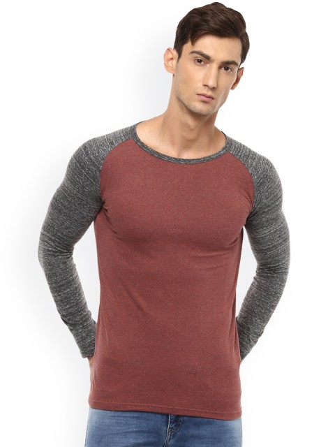 

People Men Maroon & Charcoal Solid Round Neck T-shirt