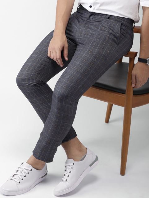 

INVICTUS Men Blue Slim Fit Checked Regular Trousers