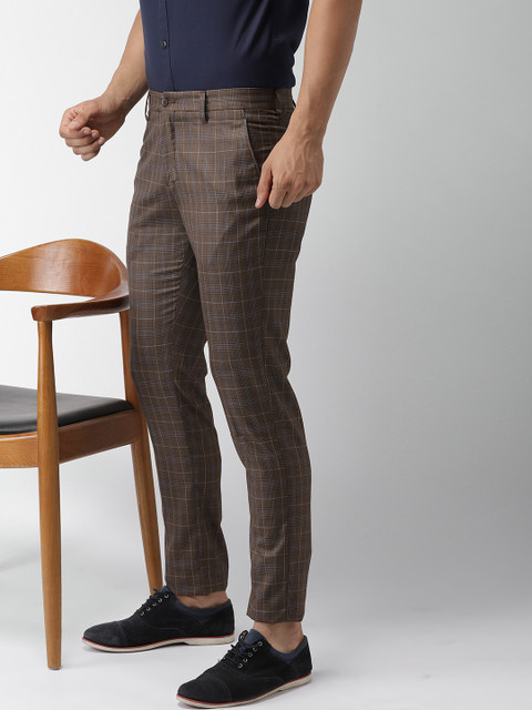 

INVICTUS Men Brown Slim Fit Checked Regular Trousers