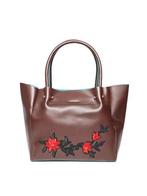 

Kanvas Katha Brown Applique Detail Shoulder Bag
