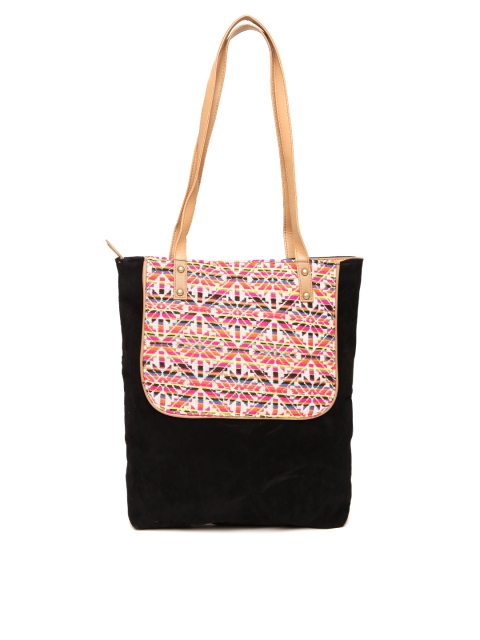 

Kanvas Katha Black Solid Shoulder Bag