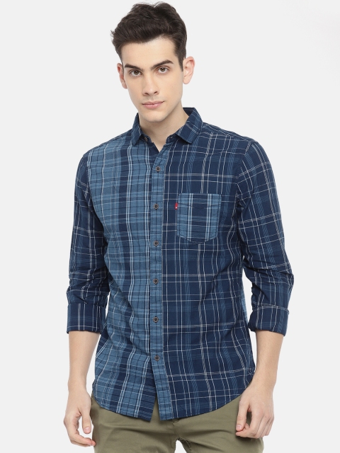 

Levis Men Blue Slim Fit Checked Casual Shirt