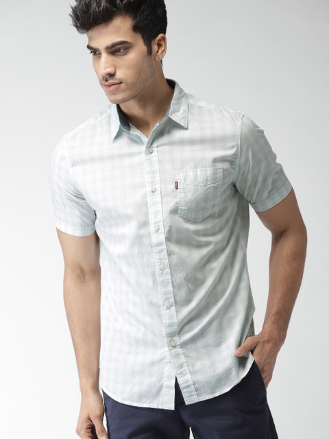 

Levis Men Green & Off-White Slim Fit Checked Casual Shirt