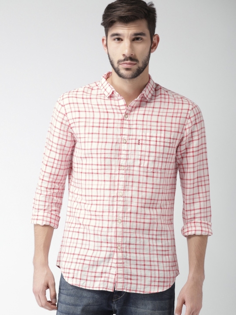 

Levis Men White & Red Slim Fit Checked Casual Shirt