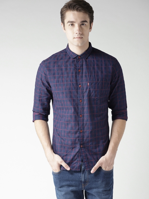 

Levis Men Navy Blue & Red Slim Fit Checked Casual Shirt