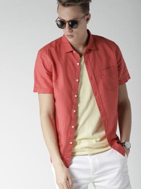

Levis Men Red Slim Fit Solid Casual Shirt