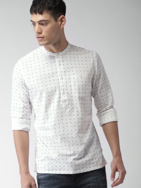 

Levis Men White Slim Fit Printed Casual Shirt