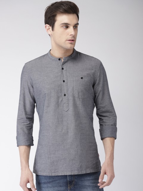 

Levis Men Grey Slim Fit Solid Casual Shirt