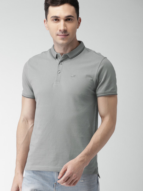 

Levis Men Grey Solid Polo Collar T-shirt