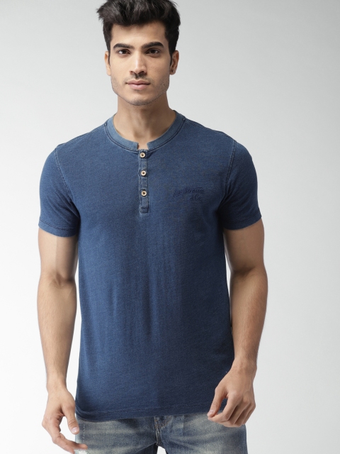 

Levis Men Blue Solid Henley Neck T-shirt