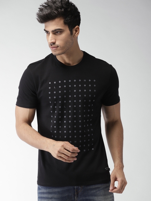 

Levis Men Black Printed Round Neck T-shirt