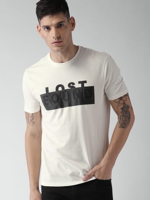 

Levis Men Off-White Printed Round Neck T-shirt