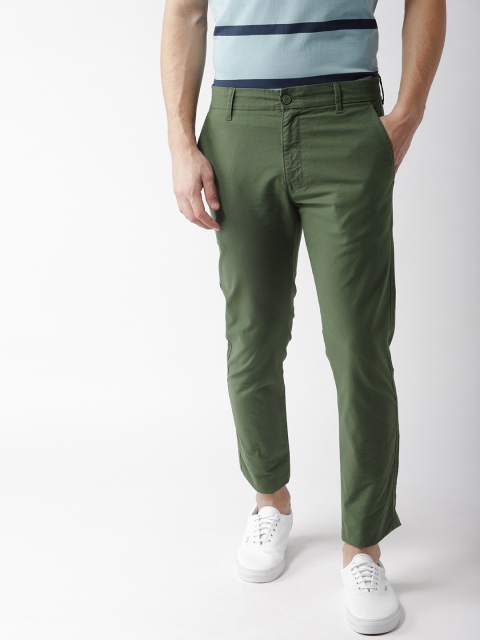 

Levis Men Green Regular Fit Solid Chinos 512