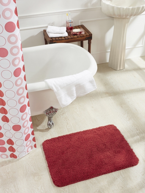 

Obsessions Blue Rectangular Bath Mat, Red