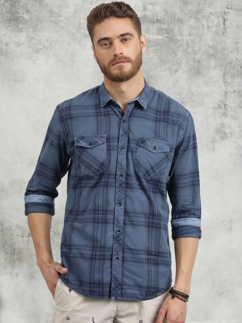 

Breakbounce Men Blue Slim Fit Checked Casual Shirt