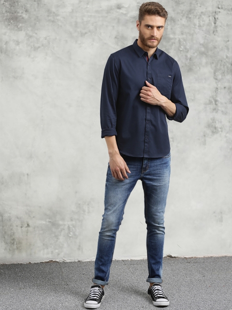 

Breakbounce Men Navy Blue Slim Fit Solid Casual Shirt