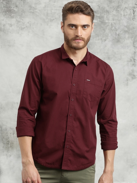 

Breakbounce Men Maroon Slim Fit Solid Casual Shirt