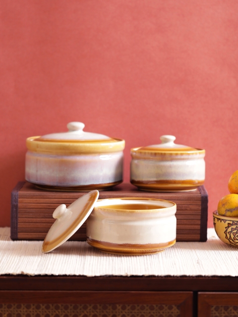 

VarEesha Mustard & Off-White Set of 3 Solid Ceramic Serving Bowls