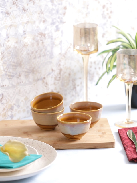 

VarEesha Mustard & Off-White Set of 4 Solid CeramicDessert Katori Bowls