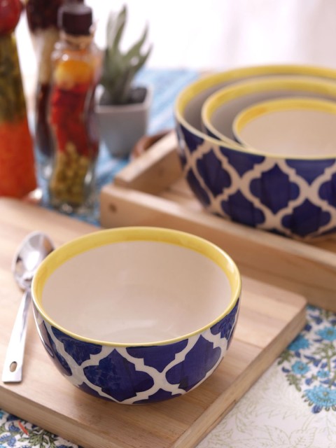 

VarEesha Blue & White 4 Pieces Printed Ceramic Bowl Set