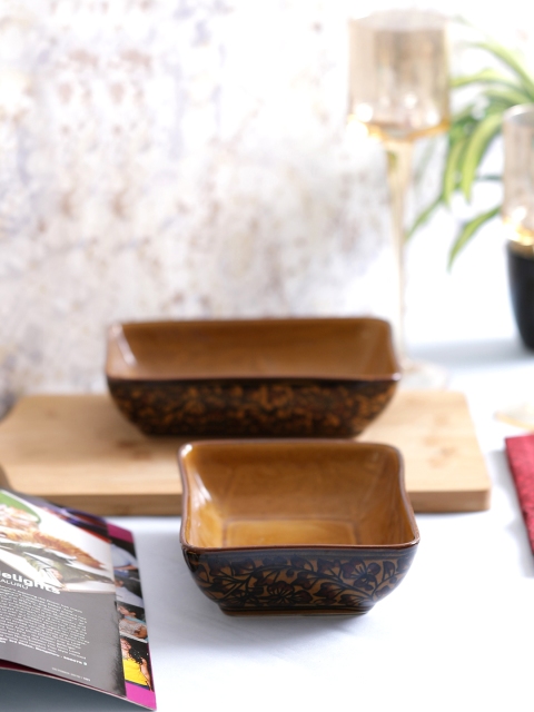 

VarEesha Brown Stoneware Rectangle Bowls