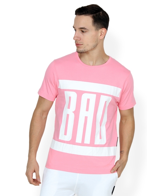 

Tiktauli De.Corps. Men Pink Printed Round Neck T-shirt