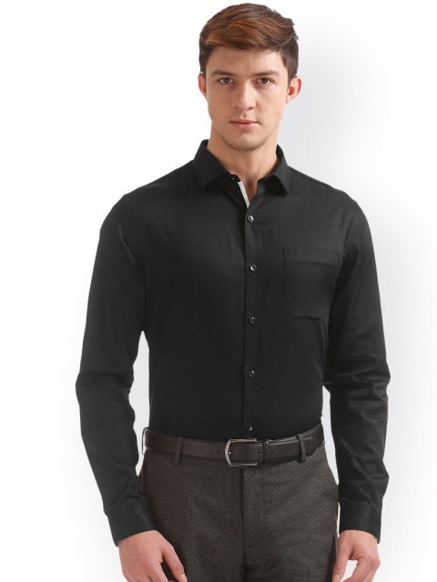 

Excalibur Men Black Regular Fit Solid Formal Shirt