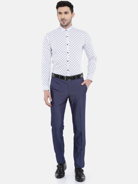 

V Dot Men White & Blue Slim Fit Printed Semiformal Shirt