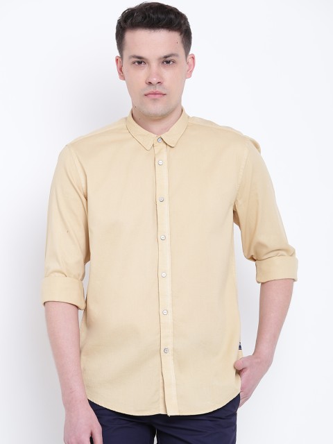 

Blackberrys Men Beige Slim Fit Solid Smart Casual Shirt