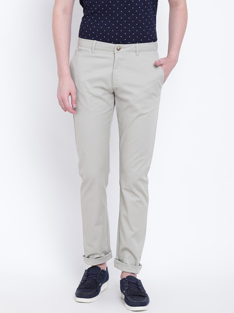 

Blackberrys Men Grey Regular Fit Self Design Trousers